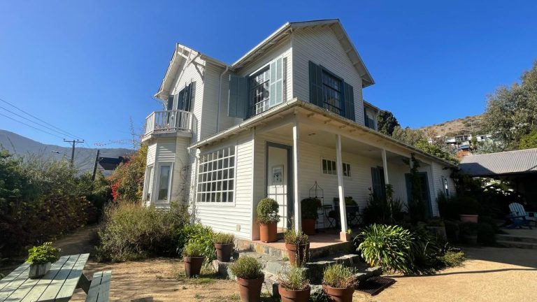 Clásica Casa Zapallarina  en Venta